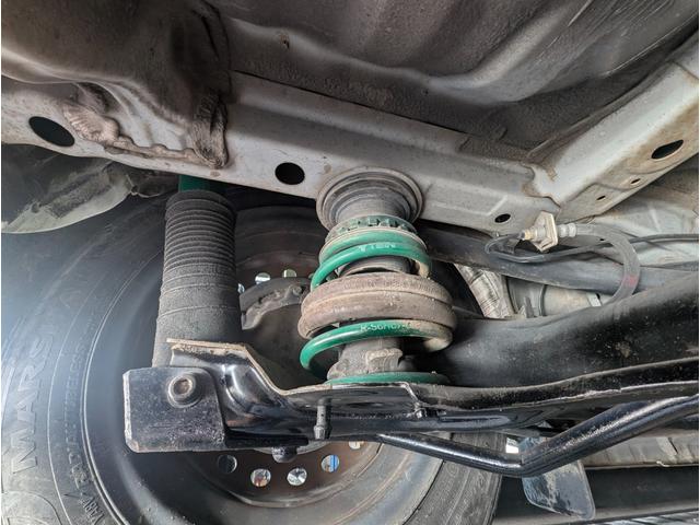 Ｎ－ＯＮＥ プレミアム　ツアラー・Ｌパッケージ　ナビ／テレビ／バックカメラ／ＥＴＣ／ローダウン／スマートキー／プッシュスタート／ディスチャージライト／（58枚目）