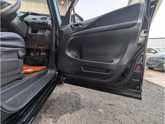 セレナ ハイウェイスター　Ｊパッケージ　ルーフボックス　ナビＴＶバックカメラ　フリップダウンモニター　プッシュスタート（18枚目）