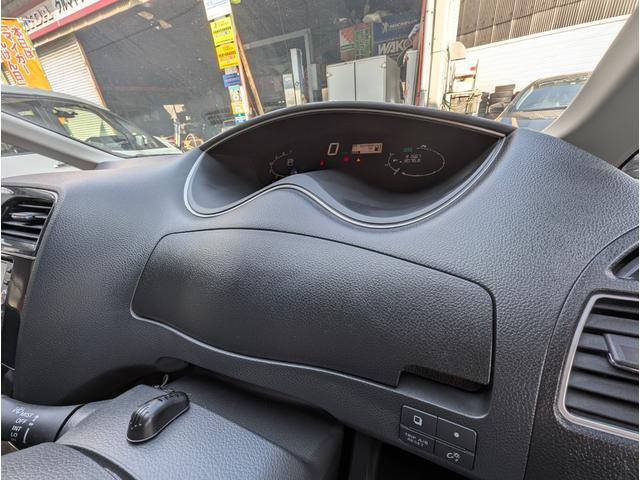 セレナ ハイウェイスター　Ｊパッケージ　ルーフボックス　ナビＴＶバックカメラ　フリップダウンモニター　プッシュスタート（32枚目）