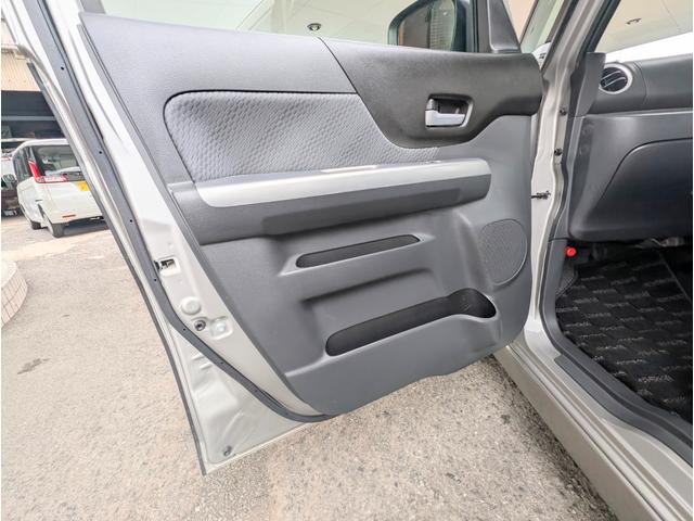 スペーシア Ｘリミテッド　レーダーブレーキサポート／エアバッグ／ナビＴＶフルセグ／バックカメラ／ＥＴＣ／シートヒーター／プッシュスタート／スマートキー／ディスチャージライト／両側パワースライド／（29枚目）