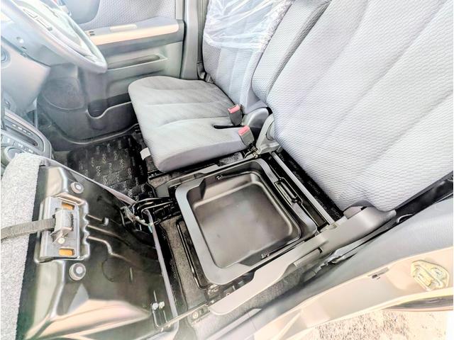 スペーシア Ｘリミテッド　レーダーブレーキサポート／エアバッグ／ナビＴＶフルセグ／バックカメラ／ＥＴＣ／シートヒーター／プッシュスタート／スマートキー／ディスチャージライト／両側パワースライド／（34枚目）