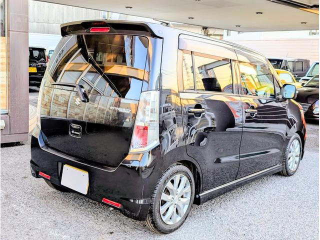 ワゴンRスティングレー リミテッド ナビ/テレビ/フルセグ/CD/DVD/ETC/ディスチャージライト/オゾン除菌脱臭クリーン済み/(4枚目)