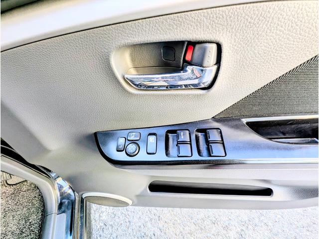 ワゴンRスティングレー リミテッド ナビ/テレビ/フルセグ/CD/DVD/ETC/ディスチャージライト/オゾン除菌脱臭クリーン済み/(27枚目)