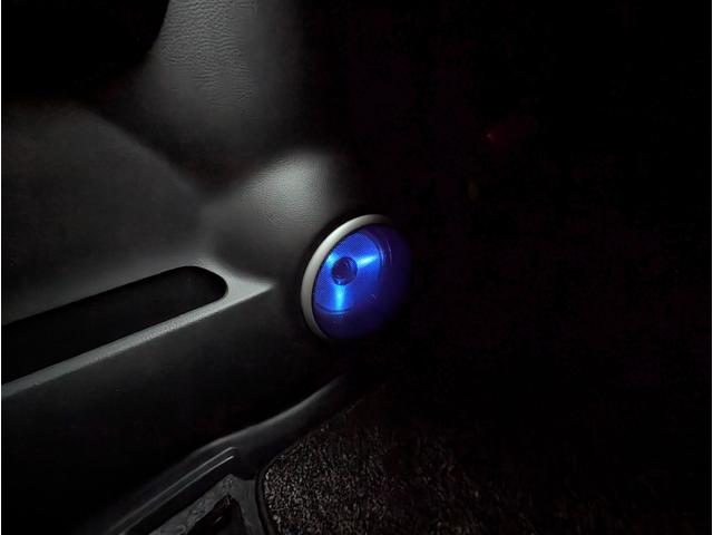 ワゴンRスティングレー リミテッド ナビ/テレビ/フルセグ/CD/DVD/ETC/ディスチャージライト/オゾン除菌脱臭クリーン済み/(48枚目)