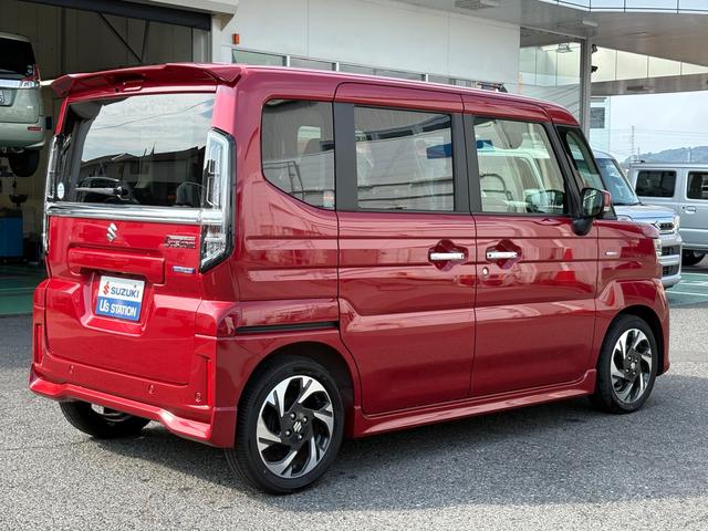 スペーシアカスタム カスタム　ＨＹＢＲＩＤ　ＸＳターボ　バックカメラ　オートライト　Ｂｌｕｅｔｏｏｔｈ　スライドドア　純正ナビ　プッシュスタート　シートヒーター　オートエアコン　禁煙車　スズキセーフティーサポート　衝突被害軽減システム　衝突安全ボディ（5枚目）