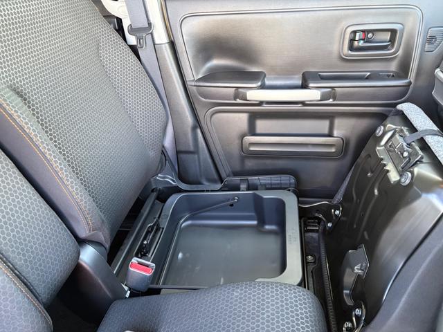 スペーシアギア ギア　ＨＹＢＲＩＤ　ＸＺターボ　ＭＫ５３Ｓ　ドライブレコーダー　バックカメラ　オートライト　Ｂｌｕｅｔｏｏｔｈ　スライドドア　純正ナビ　プッシュスタート　シートヒーター　オートエアコン　ＥＴＣ　禁煙車　スズキセーフティーサポート　ワンオーナー（20枚目）