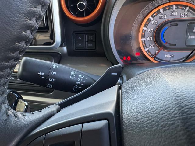 スペーシアギア ギア　ＨＹＢＲＩＤ　ＸＺターボ　ＭＫ５３Ｓ　ドライブレコーダー　バックカメラ　オートライト　Ｂｌｕｅｔｏｏｔｈ　スライドドア　純正ナビ　プッシュスタート　シートヒーター　オートエアコン　ＥＴＣ　禁煙車　スズキセーフティーサポート　ワンオーナー（34枚目）