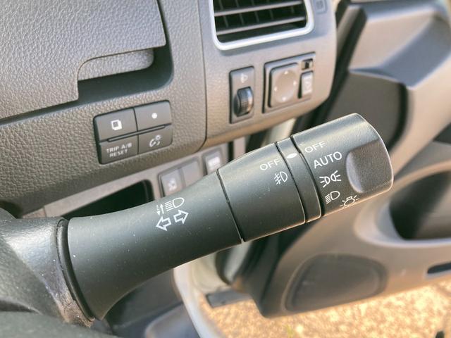 ハイウェイスター S-ハイブリッド 電動スライドドア ETC スマートキー&プッシュスタート スペアキーあり CVT オートライト バックカメラ 3列シート 盗難防止システム 衝突安全ボディ(17枚目)