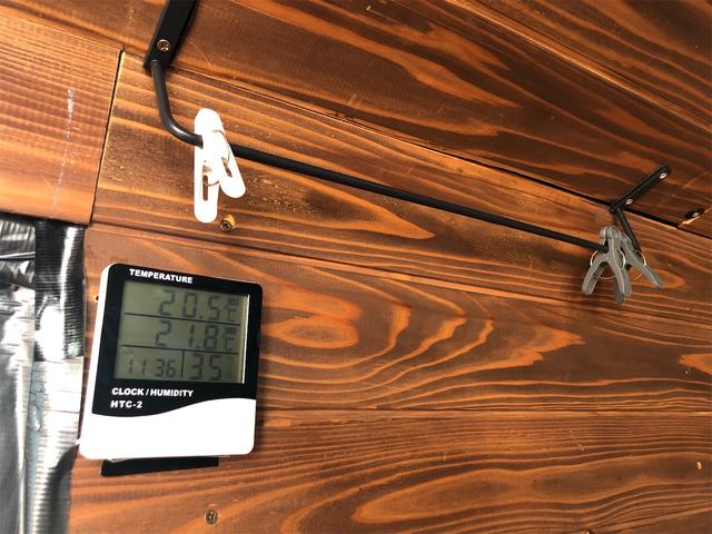 キャラバン ロングＤＸ　レジャー　キャンピング　車中泊仕様　サブバッテリーシステム　車内用１００Ｖ電源　ＦＦヒーター　車載エアコン　冷蔵庫　テレビ　電子レンジ　ＬＥＤルームランプ　制振断熱加工　リアラダー　ルーフキャリア（24枚目）