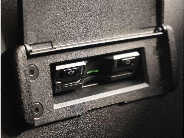ロードスター １．５　Ｓ　レザーパッケージ　６速ＭＴ　黒革　ＢＯＳＥ　ナビ　バックカメラ　ＥＴＣ　ＴＶ　リアカメラ　イモビライザー　オートクルーズコントロール　ＬＥＤヘッドライト　エアバック　キーレス　レザー　ＤＳＣ　禁煙　ＤＶＤ再生　ナビＴＶ（40枚目）