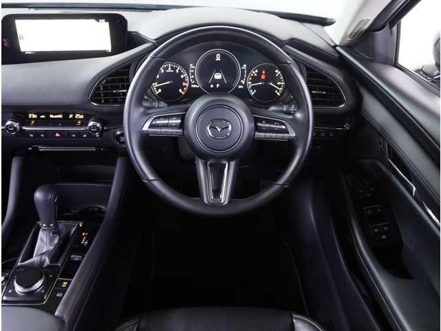ＭＡＺＤＡ３セダン ２．０　２０Ｓ　プロアクティブ　ツーリング　セレクション　当社デモカー　３６０°ビュー・モニター　純　レーダークルーズ　３６０°ビューモニター　禁煙車　スマートキー　クリアランスソナー　アイドリングストップ　ＤＶＤ　電動シート　シートヒーター　バックカメラ（34枚目）
