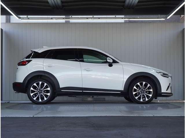 ＣＸ－３ ２．０　２０Ｓ　プロアクティブ　Ｓパッケージ　３６０°ビュー・モニター　純正ナビ　ドライ　バックモニター　Ａストップ　運転席パワーシート　ミュージックプレイヤー接続可　エアコン　クリソナ　パワステ　スマートキー＆プッシュスタート　メモリーナビ（9枚目）