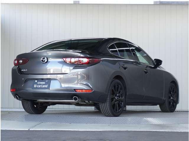 ＭＡＺＤＡ３セダン １．５　１５Ｓ　ブラックトーンエディション　３６０°ビュー・モニター　純正ナビ　前後ド　ＬＥＤヘッドライト　３６０°カメラ　フルセグＴＶ　ＤＶＤ　スマートブレーキサポート　禁煙車　バックカメラ　ＥＴＣ（5枚目）