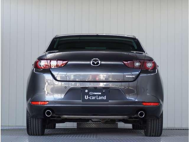ＭＡＺＤＡ３セダン １．５　１５Ｓ　ブラックトーンエディション　３６０°ビュー・モニター　純正ナビ　前後ド　ＬＥＤヘッドライト　３６０°カメラ　フルセグＴＶ　ＤＶＤ　スマートブレーキサポート　禁煙車　バックカメラ　ＥＴＣ（12枚目）