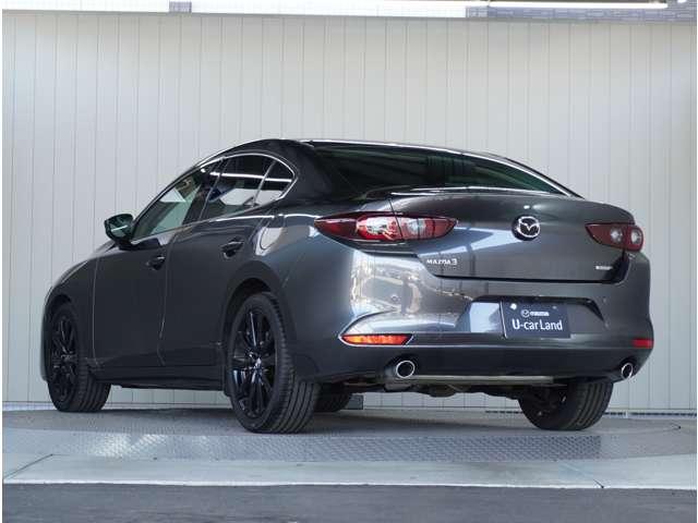 ＭＡＺＤＡ３セダン １．５　１５Ｓ　ブラックトーンエディション　３６０°ビュー・モニター　純正ナビ　前後ド　ＬＥＤヘッドライト　３６０°カメラ　フルセグＴＶ　ＤＶＤ　スマートブレーキサポート　禁煙車　バックカメラ　ＥＴＣ（13枚目）
