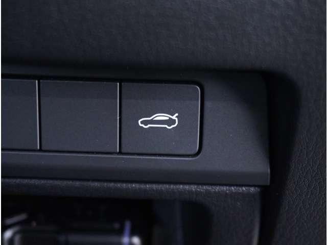 ＭＡＺＤＡ３セダン １．５　１５Ｓ　ブラックトーンエディション　３６０°ビュー・モニター　純正ナビ　前後ド　ＬＥＤヘッドライト　３６０°カメラ　フルセグＴＶ　ＤＶＤ　スマートブレーキサポート　禁煙車　バックカメラ　ＥＴＣ（41枚目）