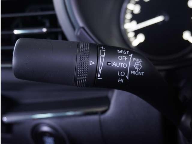 ＭＡＺＤＡ３セダン １．５　１５Ｓ　ブラックトーンエディション　３６０°ビュー・モニター　純正ナビ　前後ド　ＬＥＤヘッドライト　３６０°カメラ　フルセグＴＶ　ＤＶＤ　スマートブレーキサポート　禁煙車　バックカメラ　ＥＴＣ（46枚目）