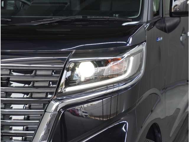 フレアワゴンカスタムスタイル ６６０　カスタムスタイル　ハイブリッド　ＸＳ　ナビ　バックカメラ　ＥＴＣ　障害物センサー　ＬＥＤヘットライト　デュアルセンサーブレーキサポート　前席シートヒーター　アダクティブクルーズコントロール　スマートキ　横滑り防止機能　地デジ　盗難防止装置（18枚目）
