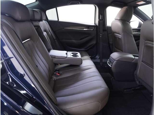 ＭＡＺＤＡ６セダン ２．５　２５Ｓ　Ｌパッケージ　焦茶革シート　ＢＯＳＥ　３６０°ビュー・モニタ　衝突軽減　レーダークルーズ　Ｐセンサー　黒革シート　フルセグＴＶ　ＥＴＣ　ＡＷ　禁煙車　ＤＶＤ　スマートキー　バックカメラ　パワーシート　エアバッグ（28枚目）