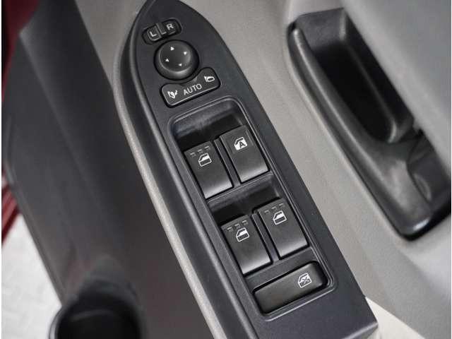 タント ６６０　Ｘ　全方位カメラ　ナビ　ドライブレコーダー　サイドカメラ　アイドリングストップ車　ＡＵＸ接続　ブレーキサポート　フルセグ地デジ　ナビＴＶ　ＰＷ　ＰＳ　スマートキーシステム　ＥＴＣ車載器　禁煙　横滑り防止（39枚目）