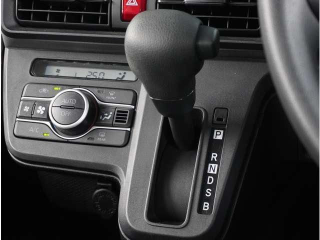 タント ６６０　Ｘ　全方位カメラ　ナビ　ドライブレコーダー　サイドカメラ　アイドリングストップ車　ＡＵＸ接続　ブレーキサポート　フルセグ地デジ　ナビＴＶ　ＰＷ　ＰＳ　スマートキーシステム　ＥＴＣ車載器　禁煙　横滑り防止（56枚目）