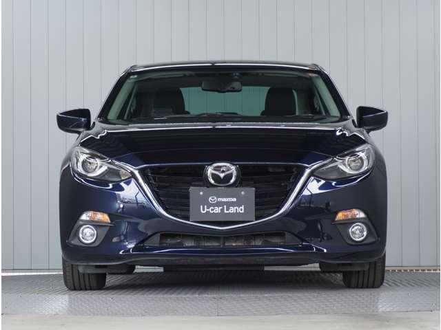 【フロントフェイス】研ぎ澄まされたシャープなデザイン。日本人が古来から持っている「引き算の美学」を具現化しております。