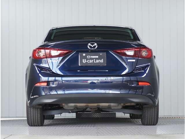 ボリューミーなこのヒップラインは力強さを演出しながらも、しなやかさをまとったデザインとなっており、数年経過しても衰えを感じません。