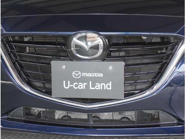 【フロントレーダーセンサー】フロントレーダーセンサーから送信される電波が前方車や障害物に反射し、もどってきた電波を検知することで制御しています。