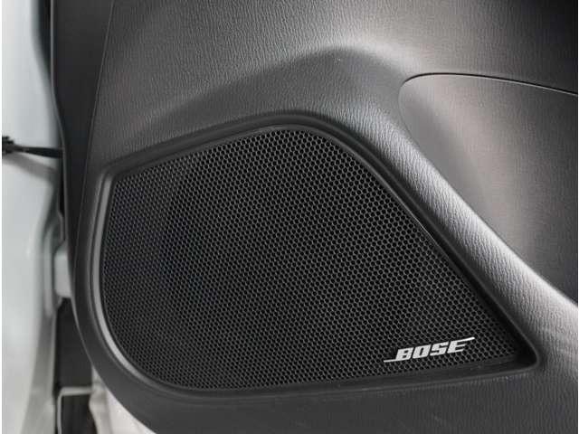【ＢＯＳＥサウンド】ＢＯＳＥ社との共同開発により室内空間に最適な音響チューニングを施し、クリアで臨場感のあるダイナミックサウンドをお楽しみいただけます。