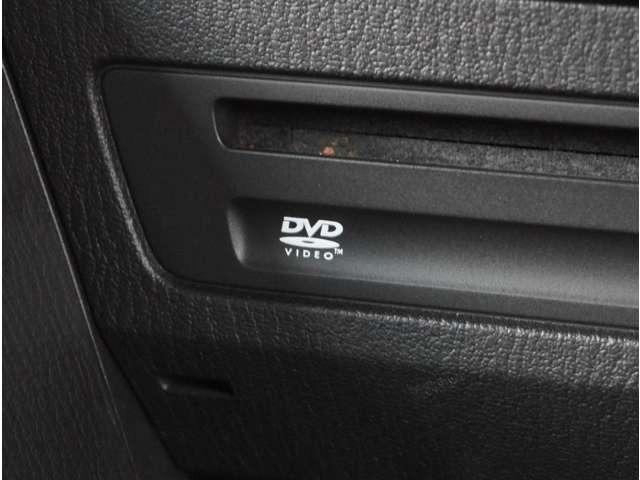 【ＤＶＤ】ＤＶＤをお楽しみいただけます。お好きな映画、ドラマを車内でお楽しみください。お子様が好きなアニメも良いですね。