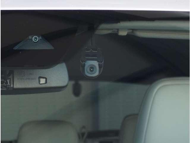 ＣＸ－５ ２．５　２５Ｓ　Ｌパッケージ　白革シート　３６０°ビュー・モニター　ナビ　ＡＡＣ　ＥＴＣ付き　Ｐセンサー　盗難防止装置　地デジ　アドバンストキー　ＤＶＤ再生　禁煙　Ｂカメラ　ＬＥＤヘッドライト　黒革シート　レーダークルコン　ＡＢＳ（16枚目）