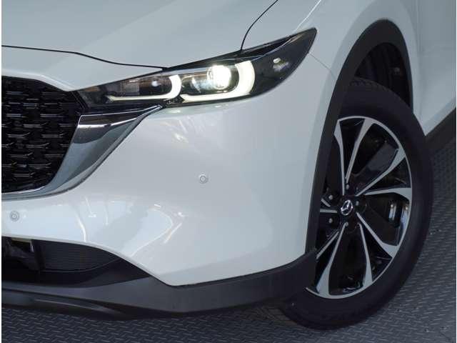 ＣＸ－５ ２．５　２５Ｓ　Ｌパッケージ　白革シート　３６０°ビュー・モニター　ナビ　ＡＡＣ　ＥＴＣ付き　Ｐセンサー　盗難防止装置　地デジ　アドバンストキー　ＤＶＤ再生　禁煙　Ｂカメラ　ＬＥＤヘッドライト　黒革シート　レーダークルコン　ＡＢＳ（19枚目）