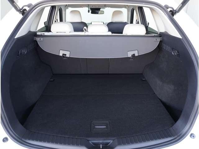 ＣＸ－５ ２．５　２５Ｓ　Ｌパッケージ　白革シート　３６０°ビュー・モニター　ナビ　ＡＡＣ　ＥＴＣ付き　Ｐセンサー　盗難防止装置　地デジ　アドバンストキー　ＤＶＤ再生　禁煙　Ｂカメラ　ＬＥＤヘッドライト　黒革シート　レーダークルコン　ＡＢＳ（33枚目）