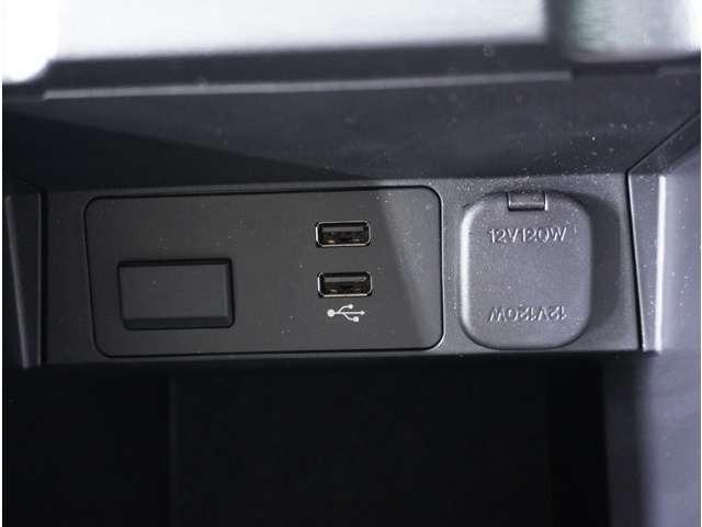 ＣＸ－５ ２．５　２５Ｓ　Ｌパッケージ　白革シート　３６０°ビュー・モニター　ナビ　ＡＡＣ　ＥＴＣ付き　Ｐセンサー　盗難防止装置　地デジ　アドバンストキー　ＤＶＤ再生　禁煙　Ｂカメラ　ＬＥＤヘッドライト　黒革シート　レーダークルコン　ＡＢＳ（68枚目）