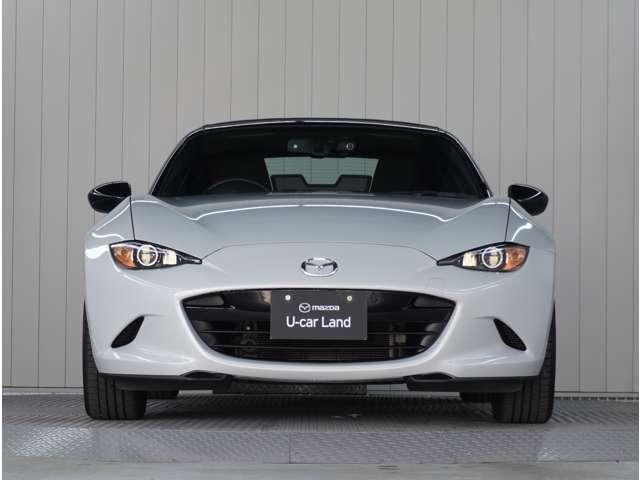 ロードスター １．５　Ｓ　スペシャルパッケージ　６速ＭＴ　純正ナビ　ドライブレコーダー　ＥＴＣ　Ｗエアバック　アドバンスドキー　地デジ　盗難防止装置　パワステ　ナビＴＶ　禁煙　横滑防止装置　メモリーナビ　運転席エアバッグ　ＬＥＤランプ　ＤＶＤ再生（7枚目）