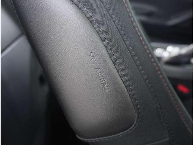 ロードスター １．５　Ｓ　スペシャルパッケージ　６速ＭＴ　純正ナビ　ドライブレコーダー　ＥＴＣ　Ｗエアバック　アドバンスドキー　地デジ　盗難防止装置　パワステ　ナビＴＶ　禁煙　横滑防止装置　メモリーナビ　運転席エアバッグ　ＬＥＤランプ　ＤＶＤ再生（34枚目）