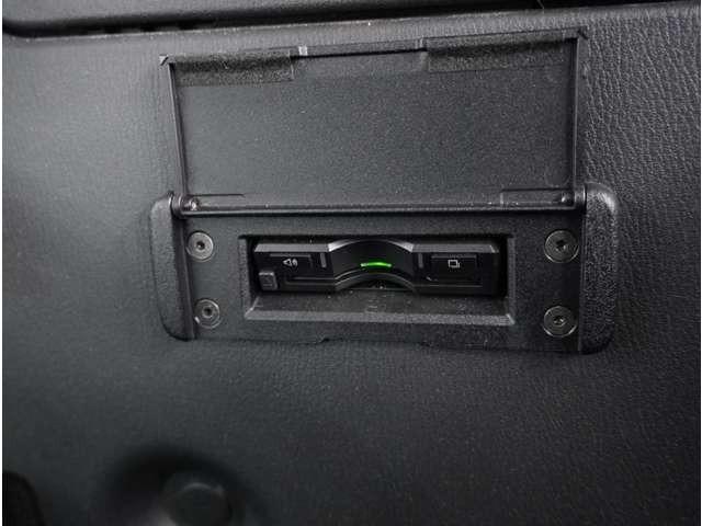 ロードスター １．５　Ｓ　スペシャルパッケージ　６速ＭＴ　純正ナビ　ドライブレコーダー　ＥＴＣ　Ｗエアバック　アドバンスドキー　地デジ　盗難防止装置　パワステ　ナビＴＶ　禁煙　横滑防止装置　メモリーナビ　運転席エアバッグ　ＬＥＤランプ　ＤＶＤ再生（37枚目）