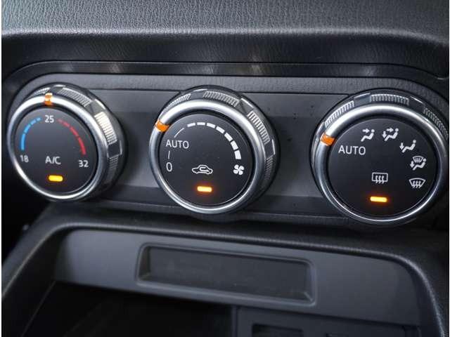 ロードスター １．５　Ｓ　スペシャルパッケージ　６速ＭＴ　純正ナビ　ドライブレコーダー　ＥＴＣ　Ｗエアバック　アドバンスドキー　地デジ　盗難防止装置　パワステ　ナビＴＶ　禁煙　横滑防止装置　メモリーナビ　運転席エアバッグ　ＬＥＤランプ　ＤＶＤ再生（53枚目）