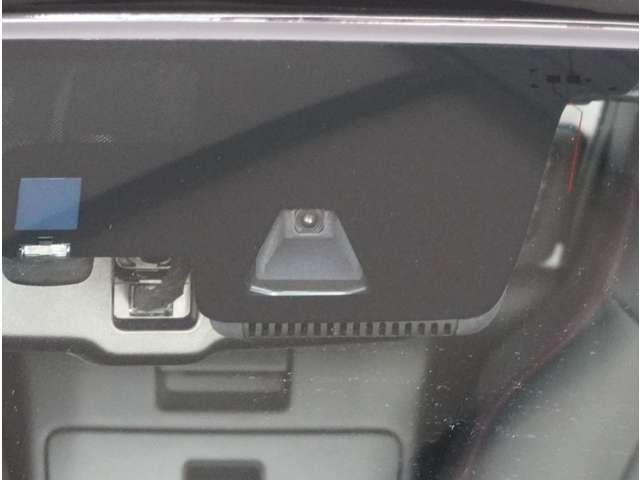 ロードスター １．５　Ｓ　レザーパッケージ　黒革シート　ＢＯＳＥ　オートマ　純正ナビ　前席シートヒーター　パワーステアリング　禁煙車　黒革シート　ＬＥＤヘッドライト　盗難防止システム　ミュージックプレイヤー接続可　ナビＴＶ　ＤＶＤ再生　ＡＢＳ（15枚目）