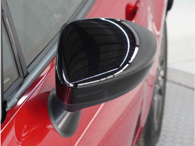 ロードスター １．５　Ｓ　レザーパッケージ　黒革シート　ＢＯＳＥ　オートマ　純正ナビ　前席シートヒーター　パワーステアリング　禁煙車　黒革シート　ＬＥＤヘッドライト　盗難防止システム　ミュージックプレイヤー接続可　ナビＴＶ　ＤＶＤ再生　ＡＢＳ（16枚目）