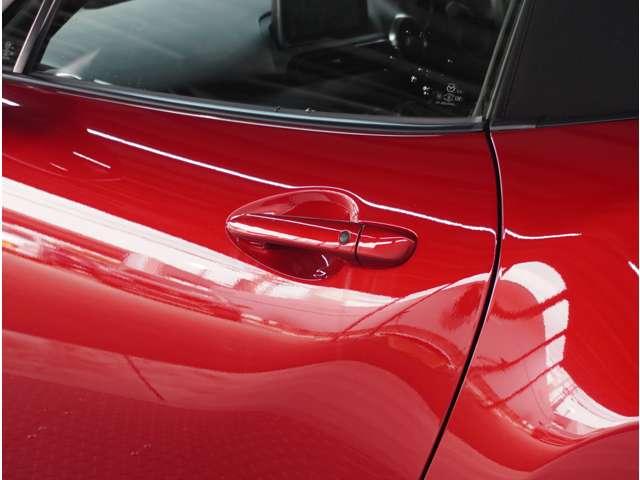 ロードスター １．５　Ｓ　レザーパッケージ　黒革シート　ＢＯＳＥ　オートマ　純正ナビ　前席シートヒーター　パワーステアリング　禁煙車　黒革シート　ＬＥＤヘッドライト　盗難防止システム　ミュージックプレイヤー接続可　ナビＴＶ　ＤＶＤ再生　ＡＢＳ（17枚目）