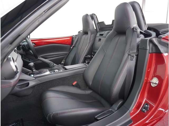 ロードスター １．５　Ｓ　レザーパッケージ　黒革シート　ＢＯＳＥ　オートマ　純正ナビ　前席シートヒーター　パワーステアリング　禁煙車　黒革シート　ＬＥＤヘッドライト　盗難防止システム　ミュージックプレイヤー接続可　ナビＴＶ　ＤＶＤ再生　ＡＢＳ（31枚目）