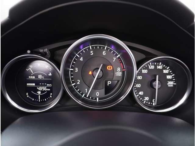 ロードスター １．５　Ｓ　レザーパッケージ　黒革シート　ＢＯＳＥ　オートマ　純正ナビ　前席シートヒーター　パワーステアリング　禁煙車　黒革シート　ＬＥＤヘッドライト　盗難防止システム　ミュージックプレイヤー接続可　ナビＴＶ　ＤＶＤ再生　ＡＢＳ（44枚目）