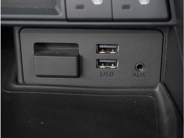 ロードスター １．５　Ｓ　レザーパッケージ　黒革シート　ＢＯＳＥ　オートマ　純正ナビ　前席シートヒーター　パワーステアリング　禁煙車　黒革シート　ＬＥＤヘッドライト　盗難防止システム　ミュージックプレイヤー接続可　ナビＴＶ　ＤＶＤ再生　ＡＢＳ（58枚目）