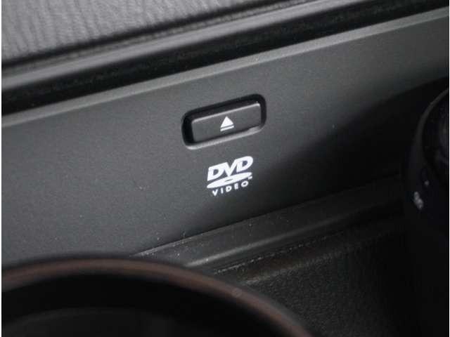 ロードスター １．５　Ｓ　レザーパッケージ　黒革シート　ＢＯＳＥ　オートマ　純正ナビ　前席シートヒーター　パワーステアリング　禁煙車　黒革シート　ＬＥＤヘッドライト　盗難防止システム　ミュージックプレイヤー接続可　ナビＴＶ　ＤＶＤ再生　ＡＢＳ（63枚目）