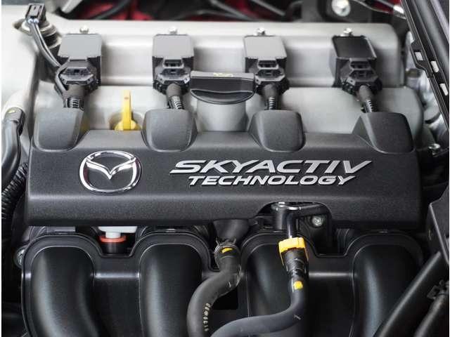 ロードスター １．５　Ｓ　レザーパッケージ　黒革シート　ＢＯＳＥ　オートマ　純正ナビ　前席シートヒーター　パワーステアリング　禁煙車　黒革シート　ＬＥＤヘッドライト　盗難防止システム　ミュージックプレイヤー接続可　ナビＴＶ　ＤＶＤ再生　ＡＢＳ（67枚目）