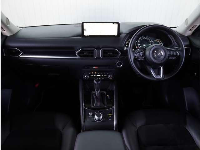 ＣＸ－５ ２．２　ＸＤ　ブラックトーンエディション　ディーゼルターボ　３６０°ビュー・モニター　純正ナビ　ＬＥＤライト　アドバンスドキー　クリアランスソナー　ＥＴＣ　運転席パワーシート　前席シートヒーター　ターボ　ＤＳＣ　ナビＴＶ　バックカメラ　盗難防止装置　キーフリー（5枚目）
