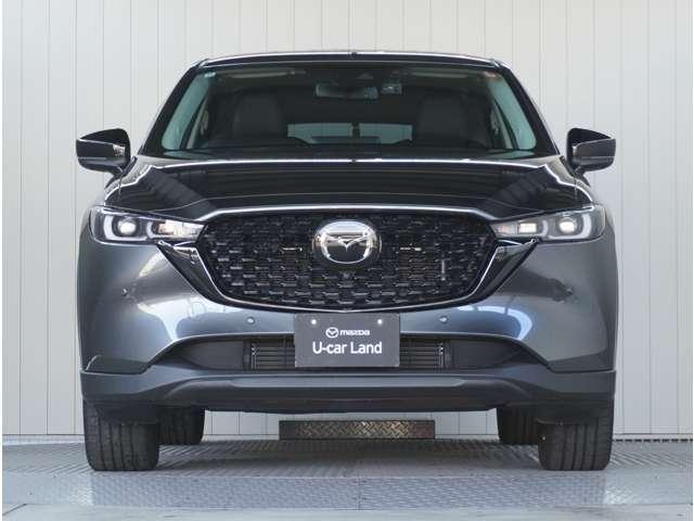 ＣＸ－５ ２．２　ＸＤ　ブラックトーンエディション　ディーゼルターボ　３６０°ビュー・モニター　純正ナビ　ＬＥＤライト　アドバンスドキー　クリアランスソナー　ＥＴＣ　運転席パワーシート　前席シートヒーター　ターボ　ＤＳＣ　ナビＴＶ　バックカメラ　盗難防止装置　キーフリー（8枚目）