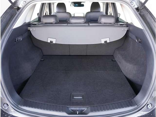 ＣＸ－５ ２．２　ＸＤ　ブラックトーンエディション　ディーゼルターボ　３６０°ビュー・モニター　純正ナビ　ＬＥＤライト　アドバンスドキー　クリアランスソナー　ＥＴＣ　運転席パワーシート　前席シートヒーター　ターボ　ＤＳＣ　ナビＴＶ　バックカメラ　盗難防止装置　キーフリー（30枚目）