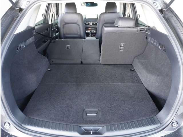 ＣＸ－５ ２．２　ＸＤ　ブラックトーンエディション　ディーゼルターボ　３６０°ビュー・モニター　純正ナビ　ＬＥＤライト　アドバンスドキー　クリアランスソナー　ＥＴＣ　運転席パワーシート　前席シートヒーター　ターボ　ＤＳＣ　ナビＴＶ　バックカメラ　盗難防止装置　キーフリー（31枚目）